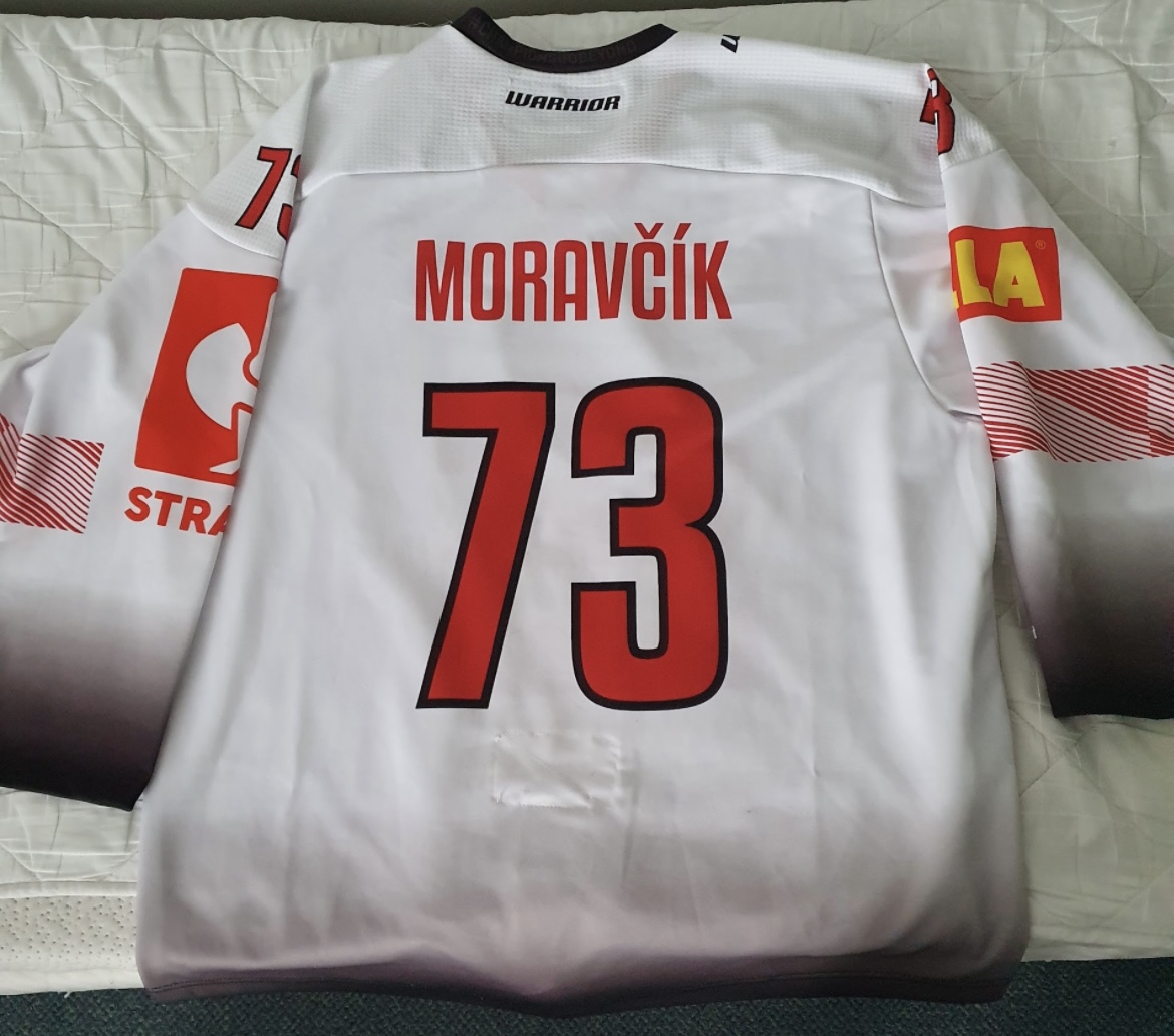 Originální hraný dres Moravčíka z CHL s certifikátem fotka